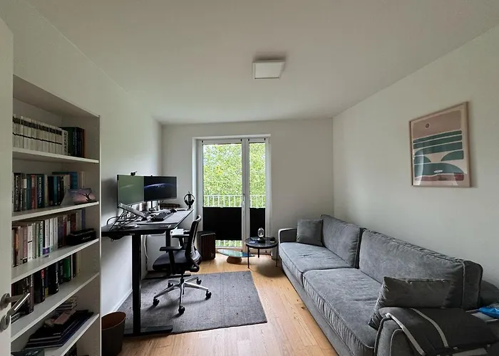 Quiet, Gorgeous Loft In *